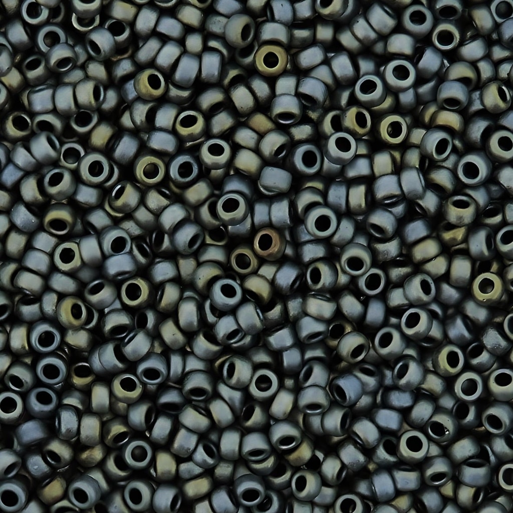 Miyuki Round Seed Beads 15/0 Matte Metallic Silver Gray
