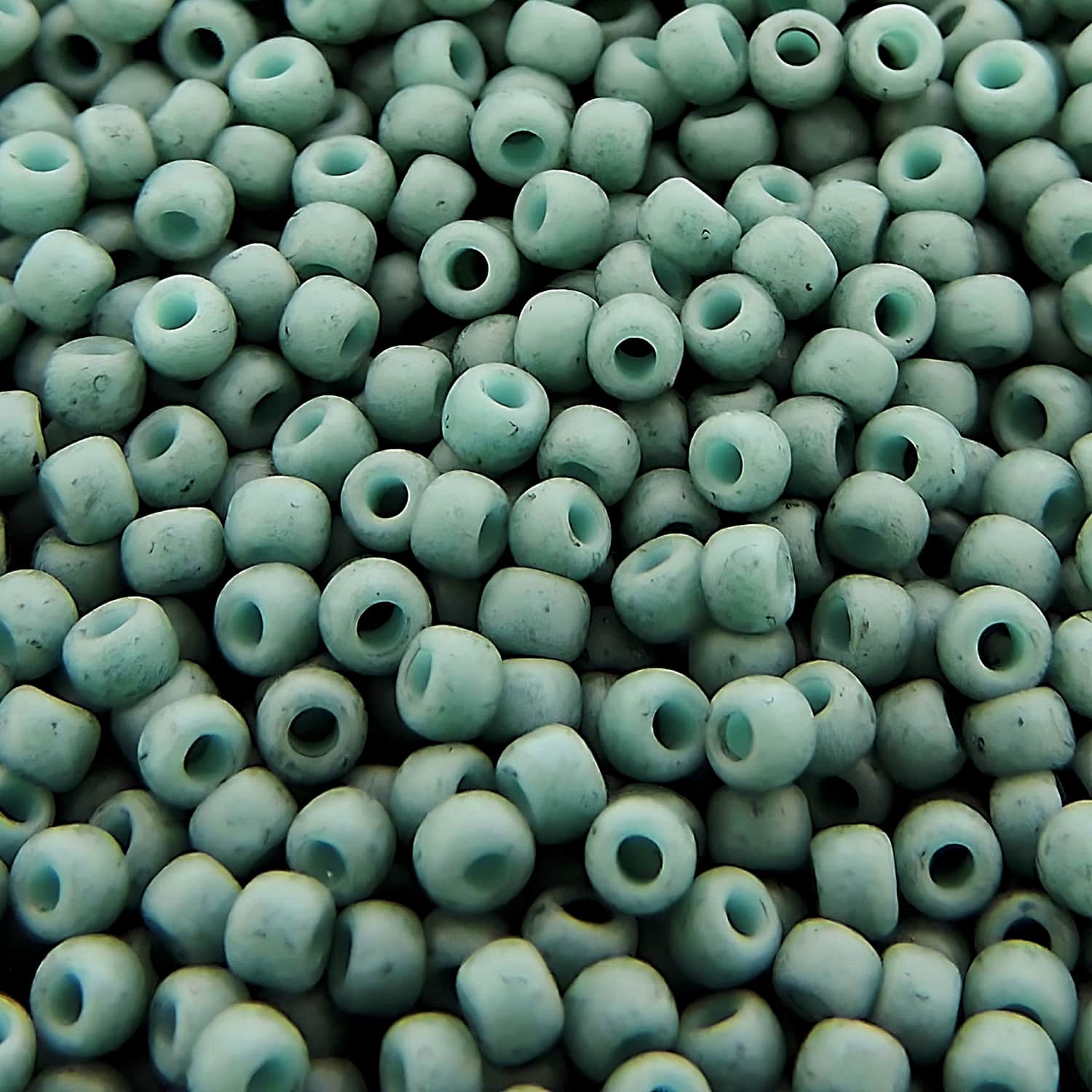 Toho Seed Beads Round Size 11/0 25GM Semi-Glazed Turquoise 11-2604F