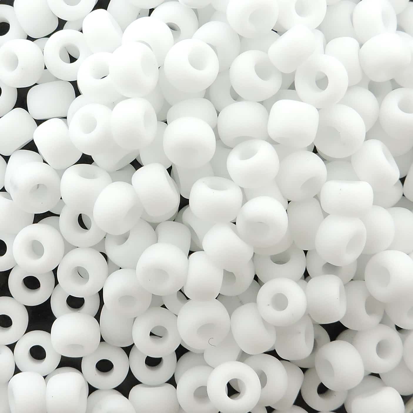 Miyuki Round Seed Beads 6/0 Matte White 20GM 6-402F