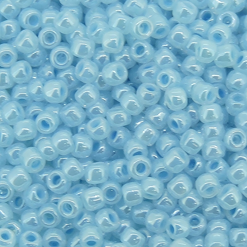 Toho Seed Beads Round Size 11/0 25GM Ceylon Forget-Me-Not 11-919