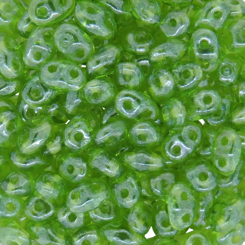 MiniDuo Two-hole Beads 4x2mm Chrysolite Luster 8GM