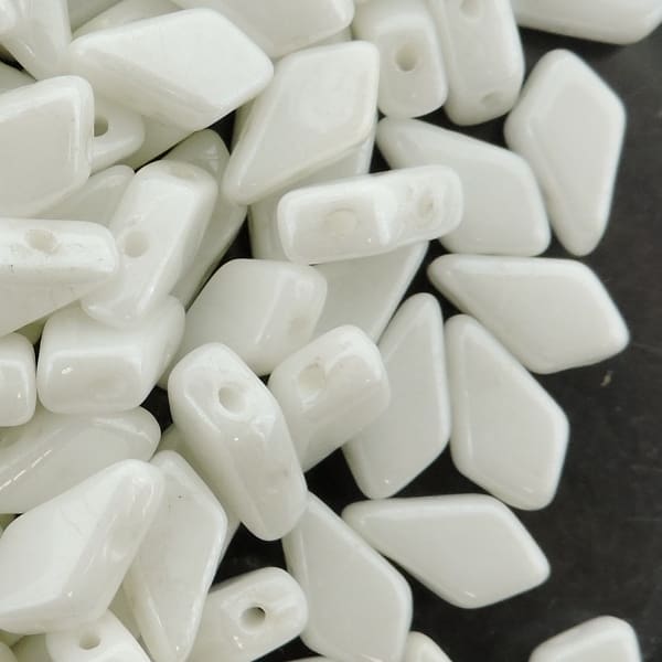 Kite Beads 2-Hole 9x5mm 9GM – Chalk White Luster