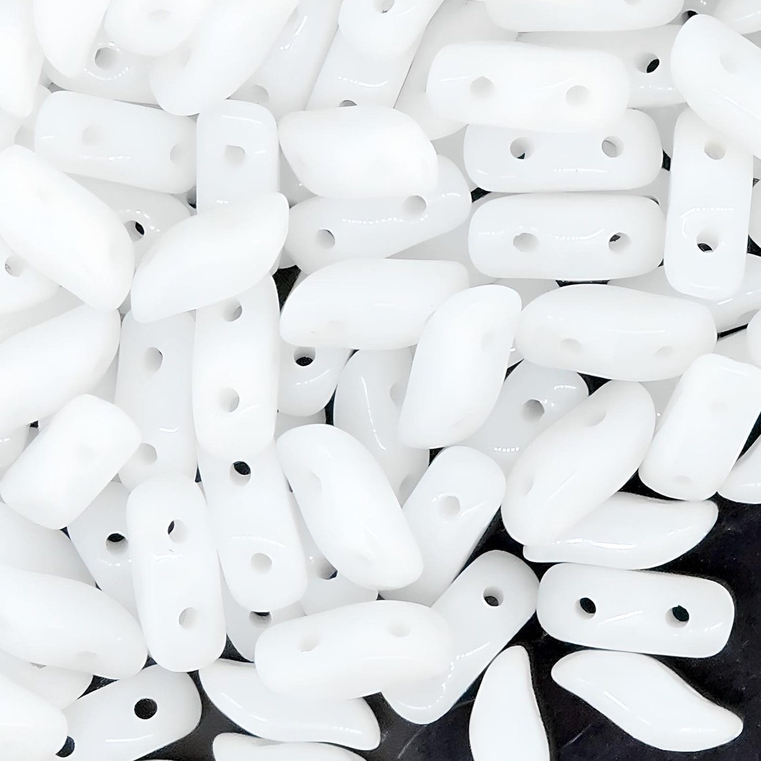 StormDuo Beads 3x7mm, Chalk White 12GM/100pcs