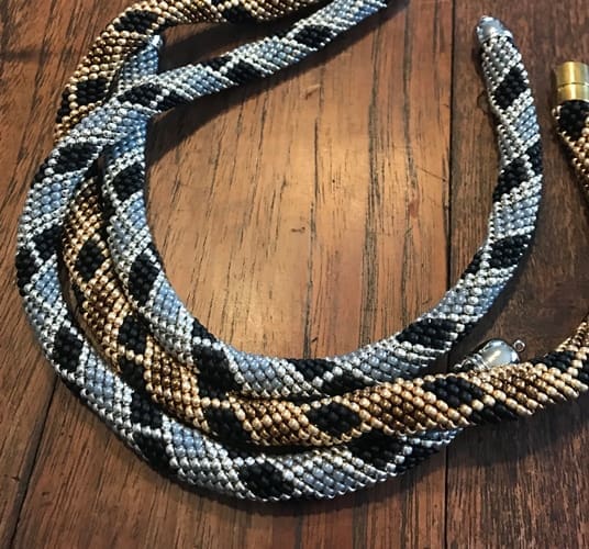 Free PDF Download Snakeskin Peyote with a Twist (Peytwist) Pattern