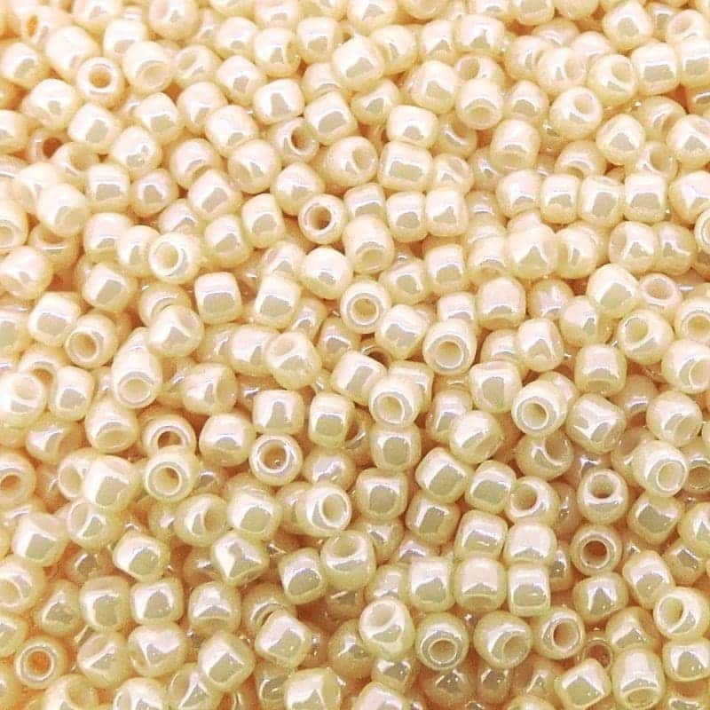 Toho Seed Beads Round Size 11/0 28GM Opaque Luster Cream
