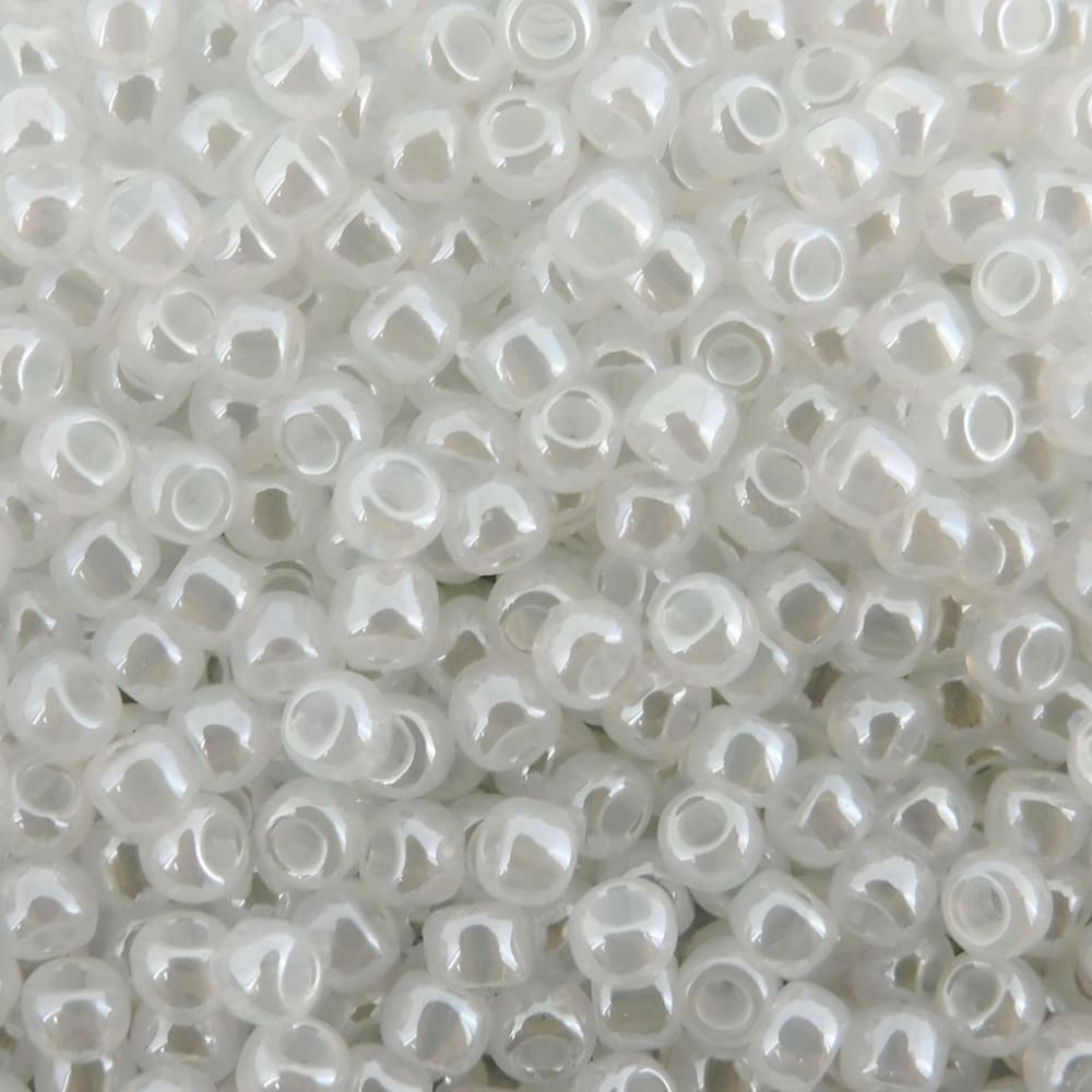 Toho Seed Beads Round Size 11/0 28GM Ceylon White